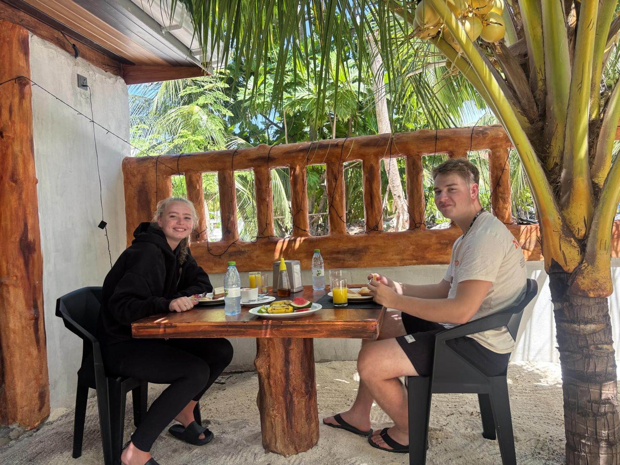 Mathiveri Thundi Inn Esterno foto