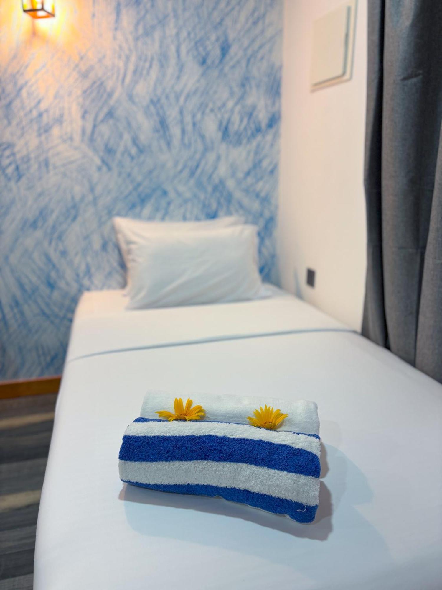 Mathiveri Thundi Inn Esterno foto